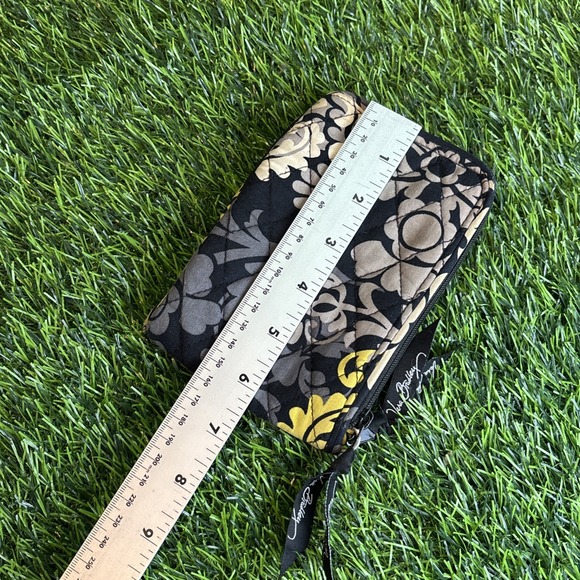 Vera Bradley Quilted Zip Wallet Black Gray Yellow Floral w/ Ring Pull - Picture 7 of 8